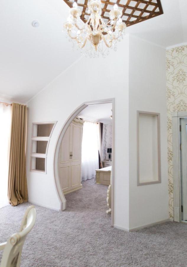 Alexander Hotel Samarkand Ngoại thất bức ảnh